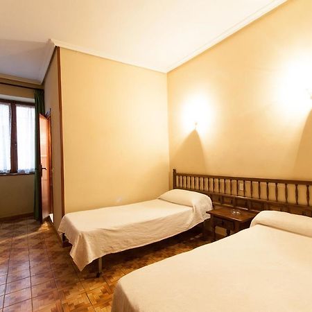 Pension Iberia Llanes Luaran gambar